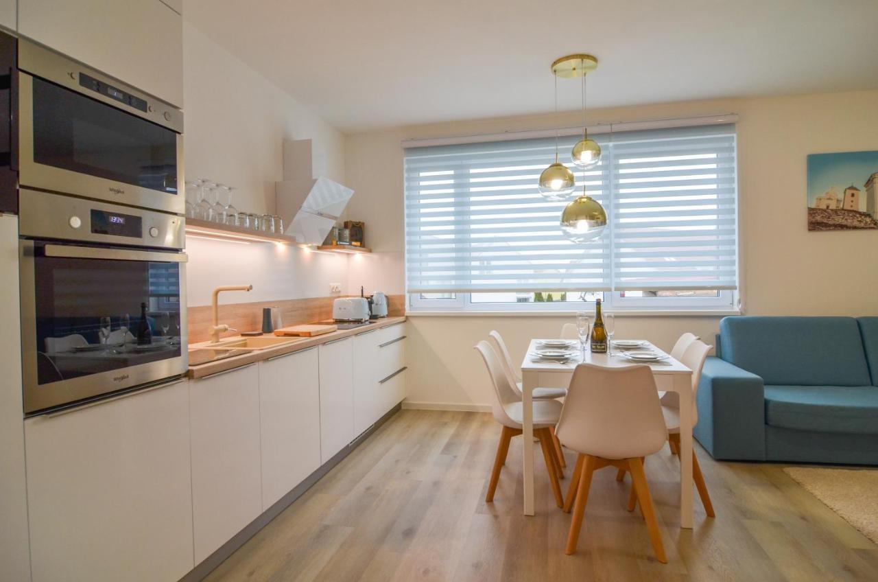 מיקולוב Apartman Astrid 4 מראה חיצוני תמונה